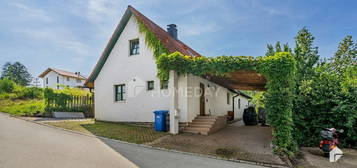 Tolles Einfamilienhaus mit großem Grundstück, Werkstatt und Naturbelassenheit