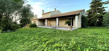 Villa de plain-pied  à vendre, 5 pièces, 3 chambres, 138 m²