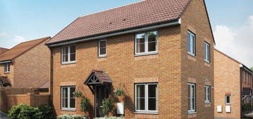 3 bed detached house for sale