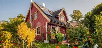 Norwegisches Märchenhaus mit Kamin, 2 Tageslichtbädern, Carport, Terrasse uvm. | Fast an der Trave