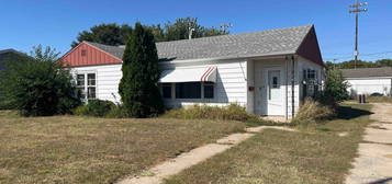 419 E  Main St, Pierce, NE 68767