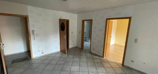 Single Wohnung in Singhofen zentraler Lage