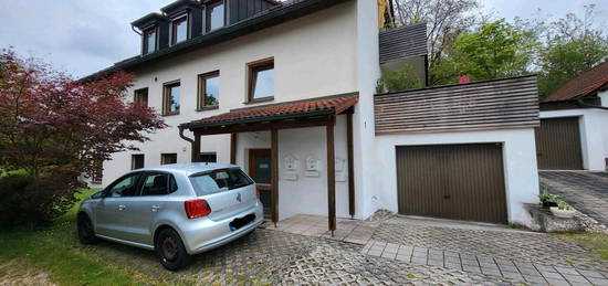 2ZKB Erdgeschoßwohnung in ruhiger Lage in Roth-Bernlohe