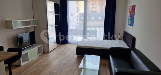 Pronájem bytu 1+kk 36 m², Praha