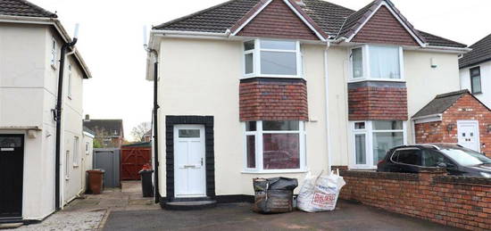 3 bedroom semi-detached house