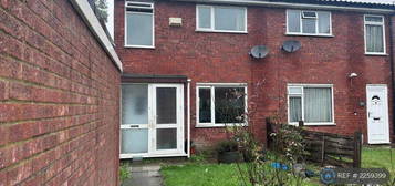 3 bedroom semi-detached house