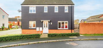 3 bed semi-detached house for sale