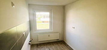 ***Zentral***3 ZKB + Balkon***An der Helios Klinik**