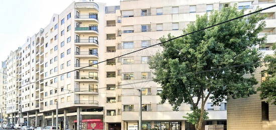 Apartamento T2 à venda em Vila Nova de Gaia