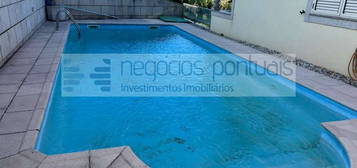 Moradia Individual T4 com piscina a 5 minutos da cidade