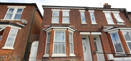 5 bedroom semi-detached house