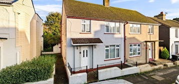 3 bed semi-detached house for sale