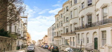 Studio to rent in Norfolk Terrace, Brighton, East Sussex BN1