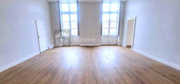 APPARTEMENT 211m²   >> PLACE DU CAPITOLE