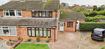 4 bedroom semi-detached house for sale