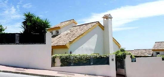 Casa en Zona el Higuerón, Benalmádena