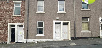 2 bed flat to rent