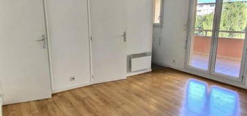 Studio 1 pièce 20 m²