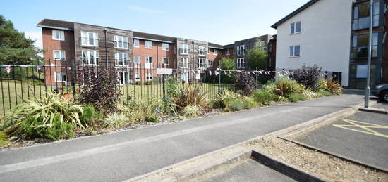 Flat for sale in Forest Close, Wexham, Buckinghamshire SL2