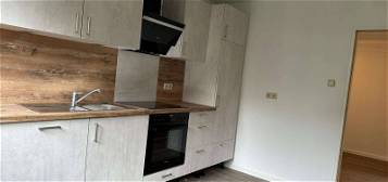 Ansprechende und vollständig renovierte 4-Zimmer-Wohnung mit Einbauküche in Papenburg