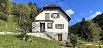 Gemütliches Haus mit Potenzial in idyllischer Ruhelage mit herrlichem Ausblick