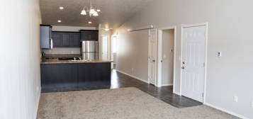 Foxtail Creek Townhomes, Sioux Falls, SD 57106