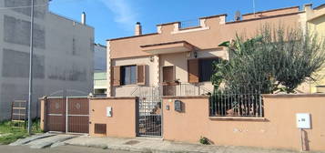 Villa in vendita in via Molise, 51