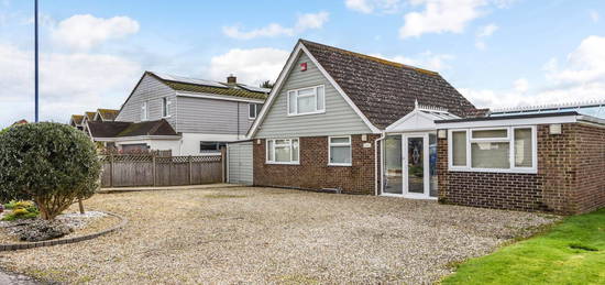 Detached house to rent in The Bridgeway, Selsey PO20