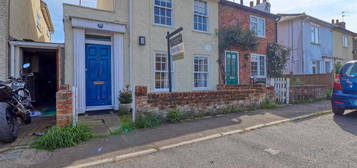 2 bed semi-detached house for sale