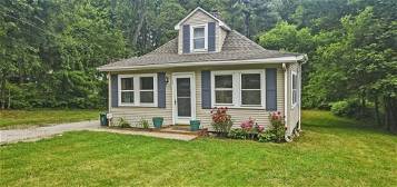 17 Forkey Ave, Worcester, MA 01603