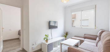 Apartamento en venta en Calle Calle de Castellón, Avda. De los Ogíjares