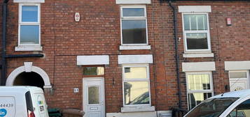 Terraced house to rent in Station Street, Church Gresley DE11