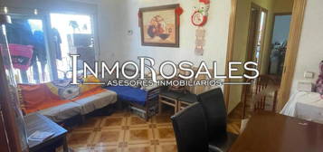 Piso en venta en Los Rosales, Butarque