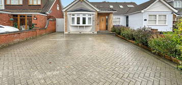 4 bedroom semi-detached bungalow for sale