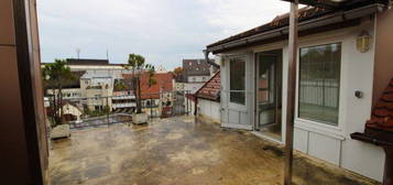 Sonnige und helle 3 1/2 Zi. Maisonette-Wohnung mit Dachterrasse und Balkon in Kempten-Zentrum