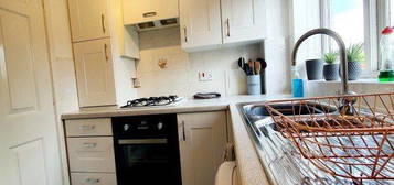 2 bed flat to rent