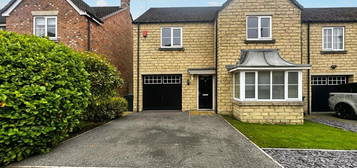 4 bed detached house to rent