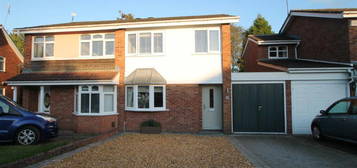 3 bedroom semi-detached house for sale