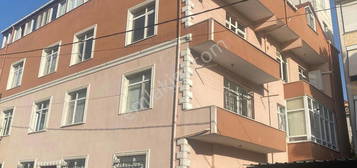 Remax Roof'dan Kartal Cumhuriyet Mah'de Kiralk 3+1 Daire