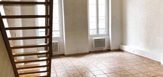 Studio  à vendre, 1 pièce, 26 m², Étage 2/4