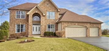 7312 Stirlingshire Ct, Bull Valley, IL 60050