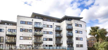 Flat for sale in Sea Road, Boscombe, Bournemouth BH5