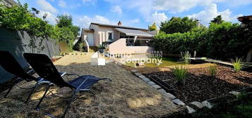 HIER LÄSSTS SICH WOHNEN - Bungalow mit Gartenparadies und Schwimmteich