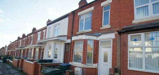 3 bedroom semi-detached house