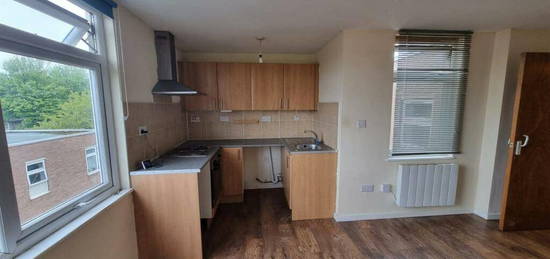 2 bedroom flat