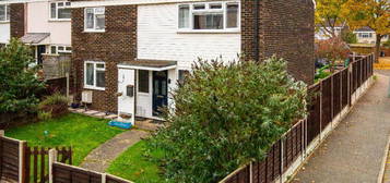 4 bedroom end of terrace house for sale