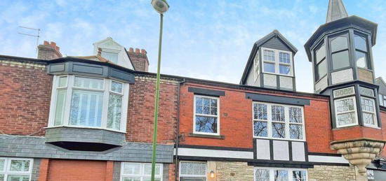 5 bedroom terraced house for sale