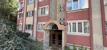 PENDİK HİLAL KONUTLARI LÜKS YENİLENMİŞ SATILIK 3+1 DAİRE