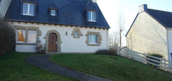 Location maison, 600 métres de l' hôpital YVES LE FOLL (libre de suite)