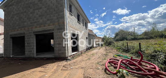 Maison neuve  à vendre, 5 pièces, 4 chambres, 130 m²